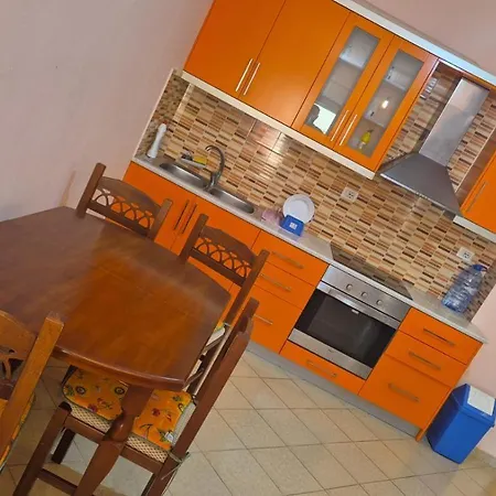 Pepa Lägenhet Sarandë